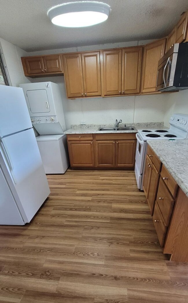 Photo - Valleyview at Melemano House