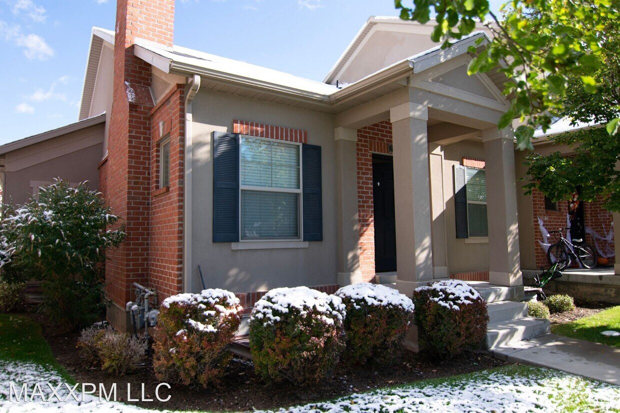 3 br, 3.5 bath House 228 E Topspin Dr House Rental in Lehi, UT