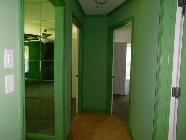 Building Photo - 3 Bedroom Home in Valdosta!