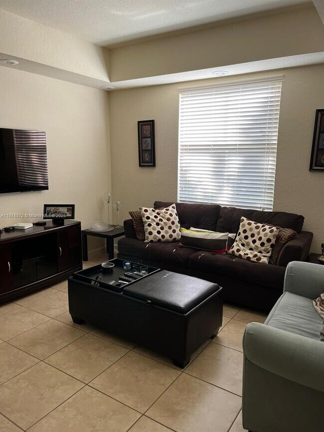 Foto del edificio - 11401 NW 89th St
