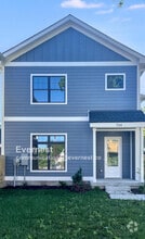 Building Photo - 704 26th Ave N
