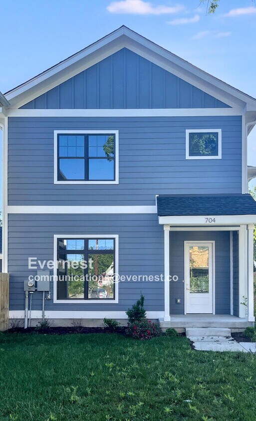 Foto principal - Spacious 4BR in a Peaceful Neighborhood – ...