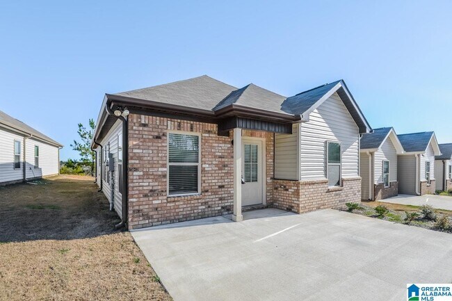 Foto del edificio - 569 Kincaid Cove Ln