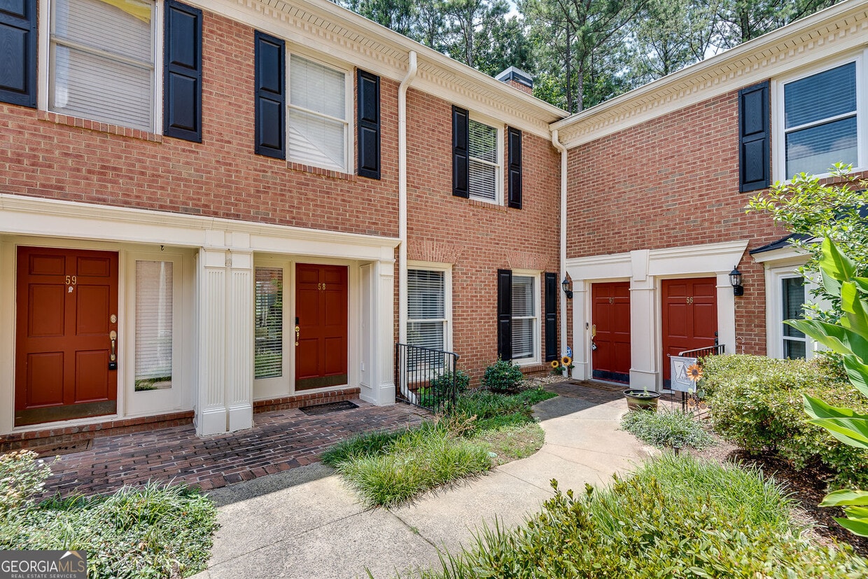 Primary Photo - 58 Mt Vernon Cir