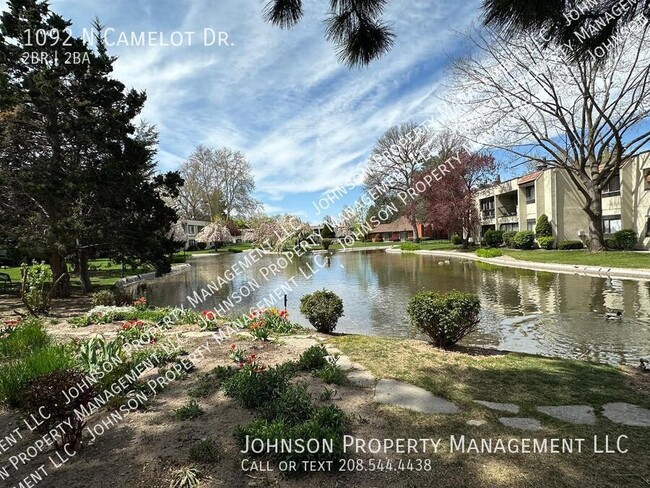 Building Photo - 1092 N Camelot Dr