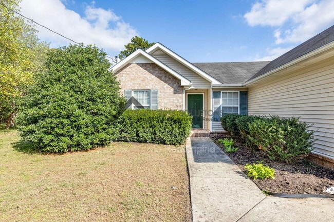 Building Photo - 1418 Owasa Trail