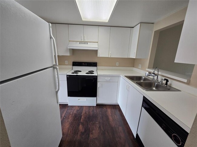Building Photo - 4315 Azora Rd
