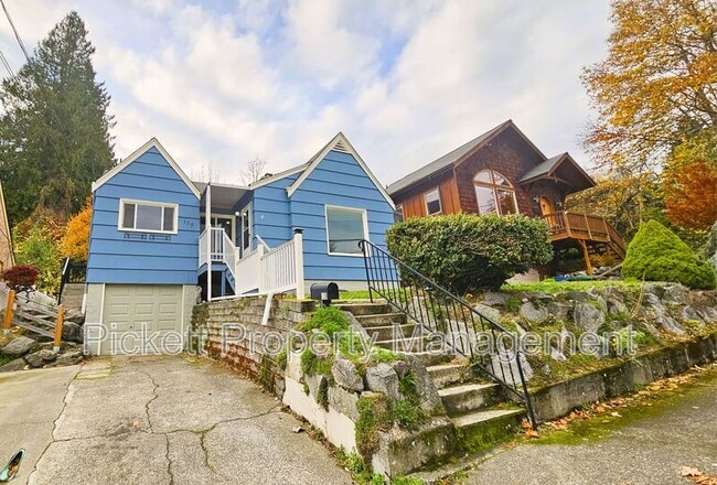 Photo - 139 S Lafayette Ave House