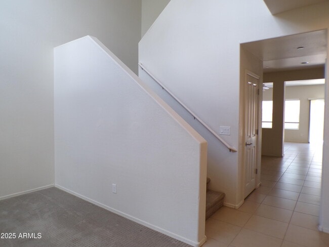 Building Photo - 621 Haynes Dr