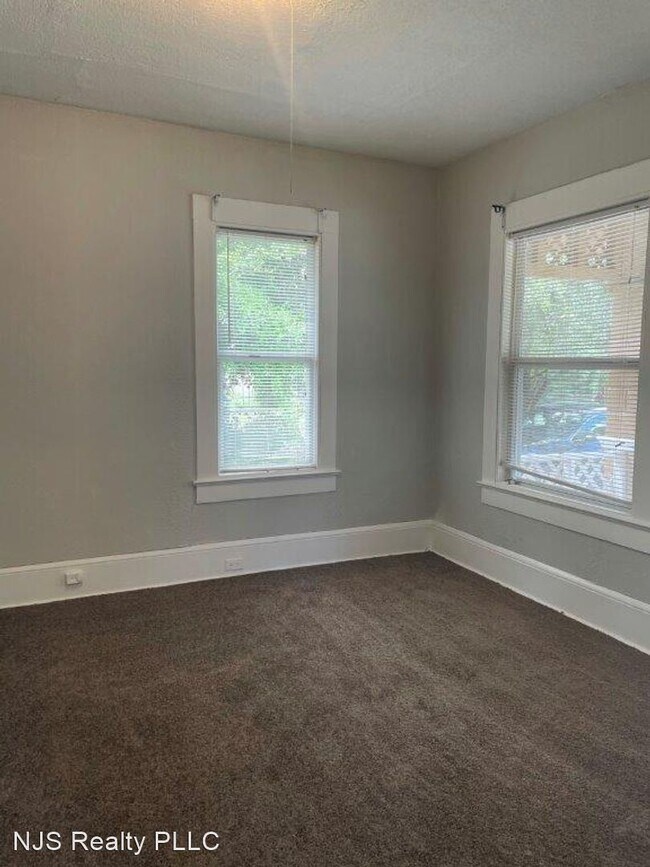 Foto del edificio - 3 br, 1 bath House - 2972 Dignan St.