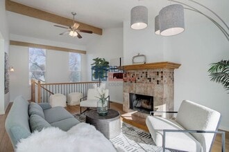 Building Photo - 8487 Everett Way