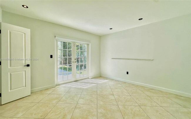 Foto del edificio - 4 bedroom in North Miami Beach FL 33179