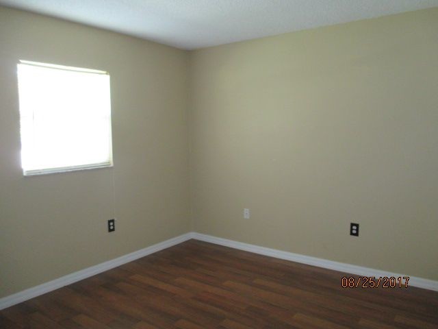Foto del edificio - 6030 Antrim Street