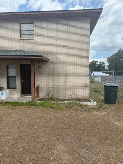 Building Photo - 722 E North St