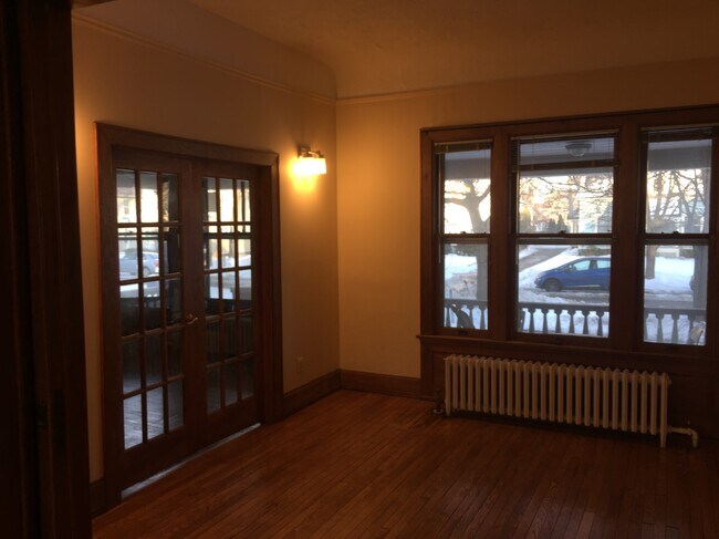 Foto del edificio - 147 Prospect Ave NE