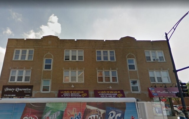 Primary Photo - 4453 W Diversey Ave