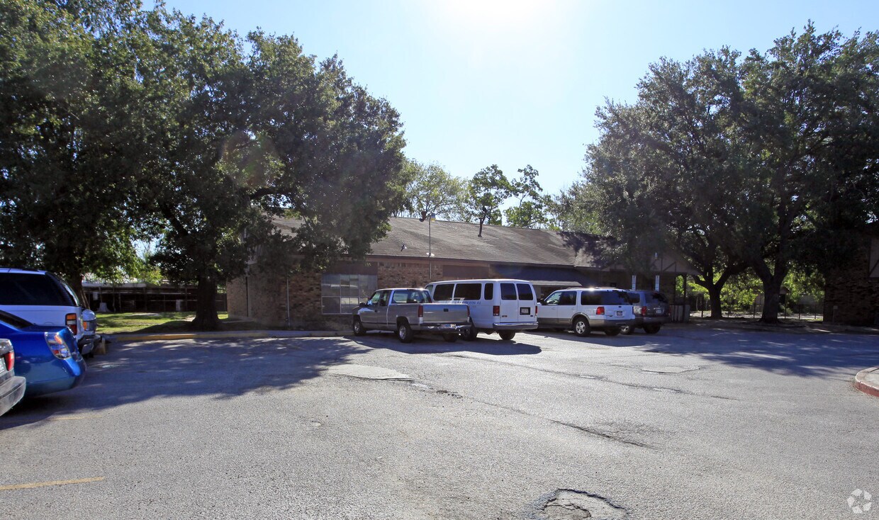 Allendale Village Apartments Houston, TX