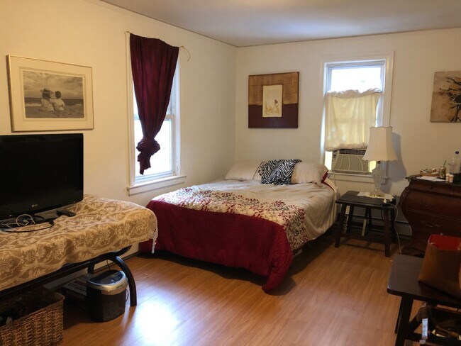 Foto del edificio - 742 Springfield Ave
