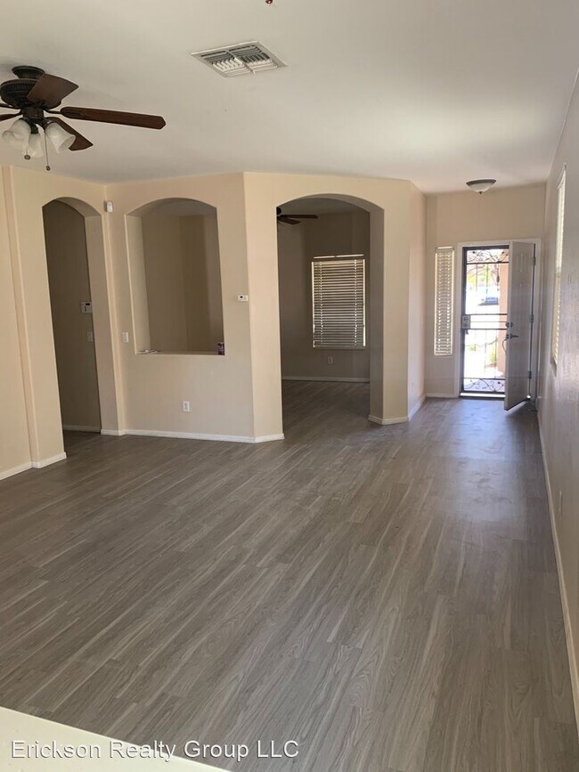 Foto del edificio - 11622 W Harrison St