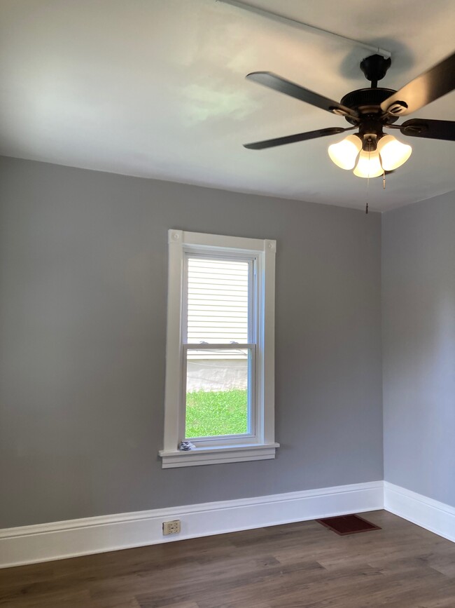 Foto del edificio - 142 N 28th St