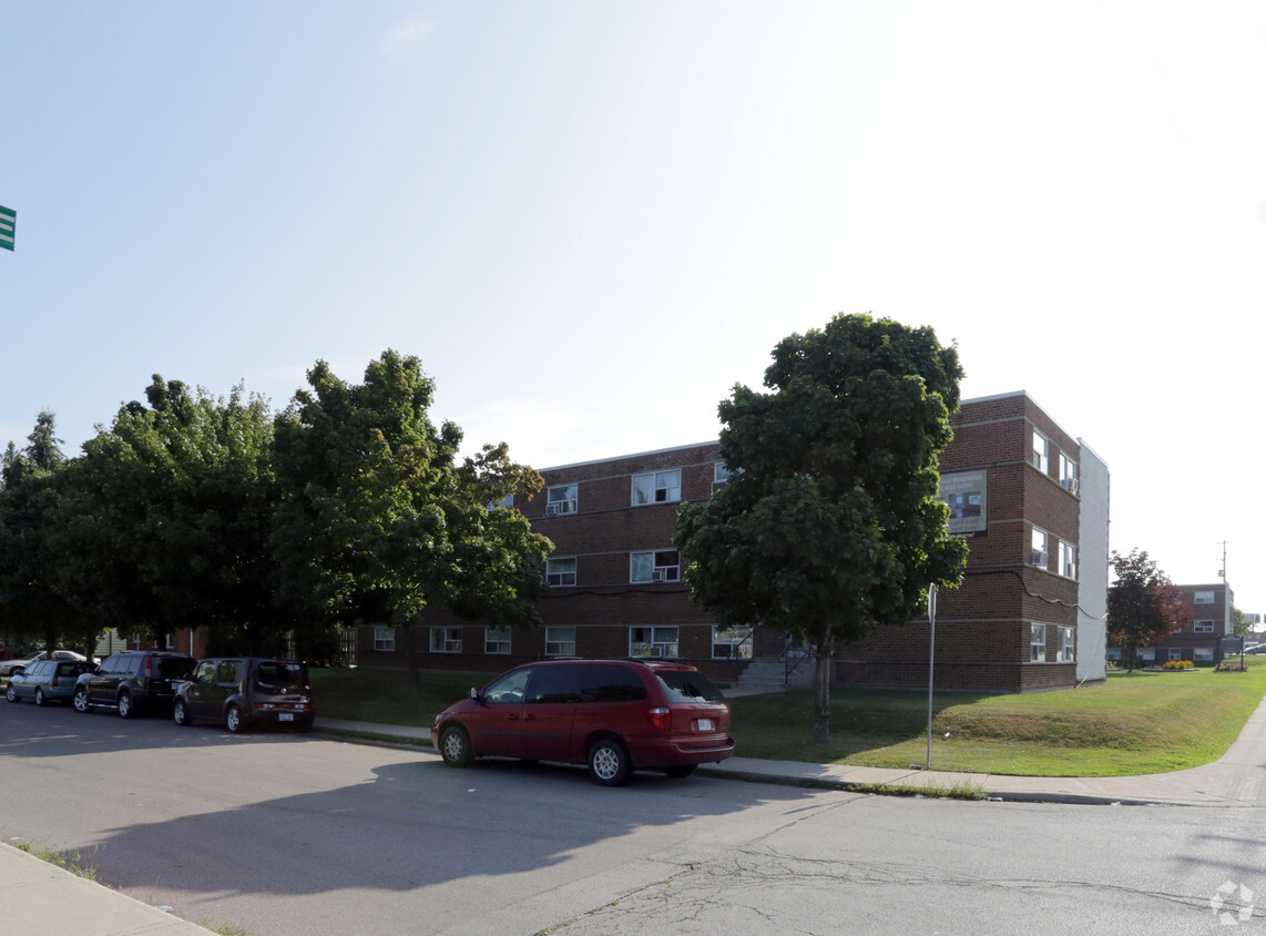 Building Photo - Hawk Suites