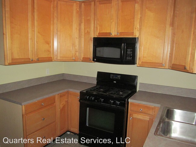 Building Photo - 328 Pennsylvania Ave