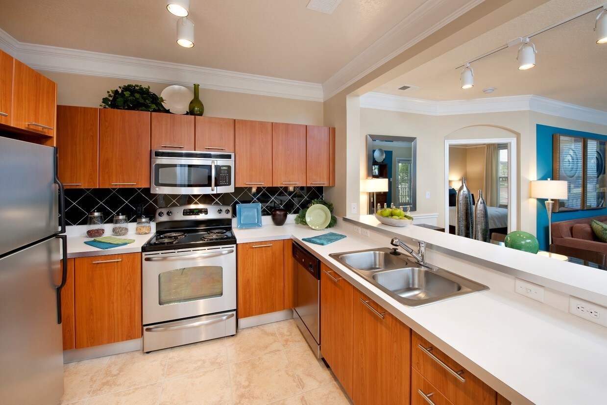 Westchester at the Pavilions Apartments Waldorf, MD