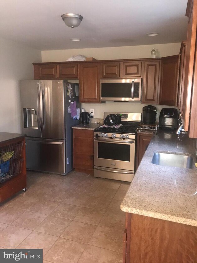 15 Santa Clara Trail, Pemberton Township, NJ 08015 House Rental in