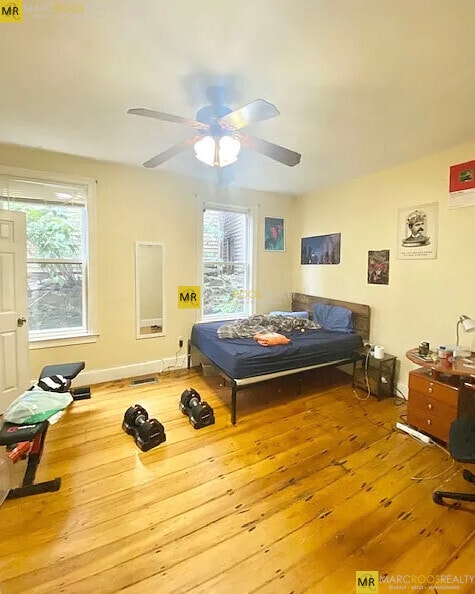 Foto del edificio - 739 Parker St