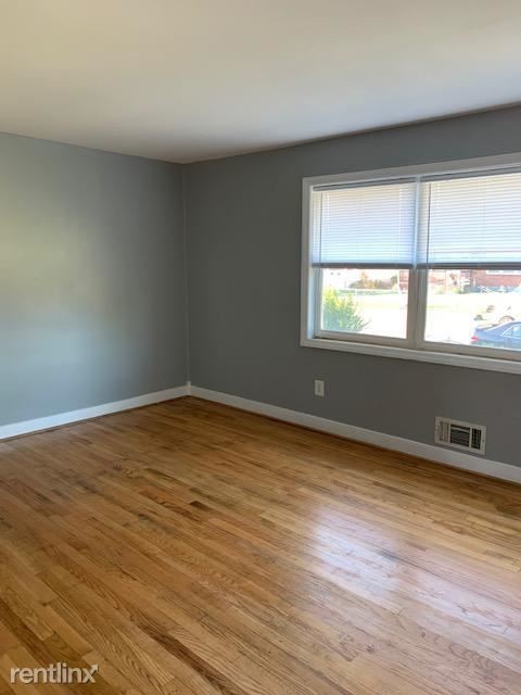 Building Photo - 3 br, 2 bath Townhome - 8120 Del Haven Rd