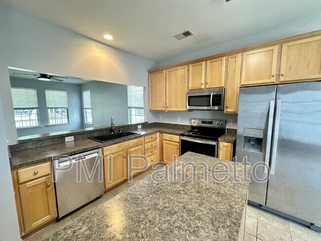 Foto del edificio - 513 Logan Rd
