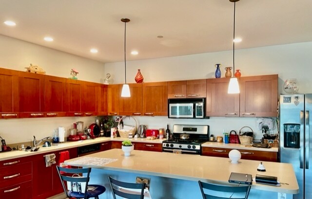 kitchen - 1522 N Prospect Ave