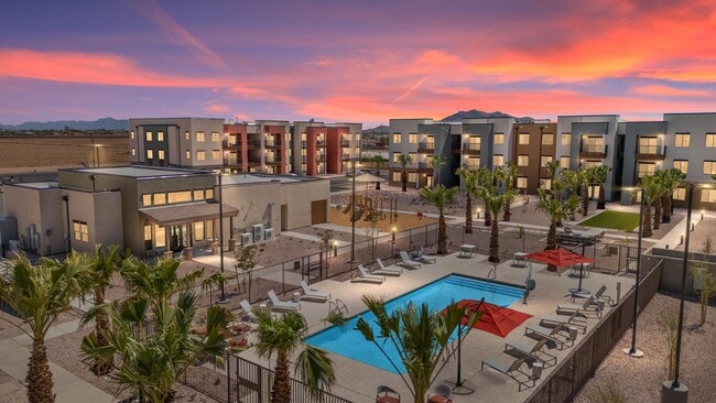 Outdoor Pool - Mesa Vista