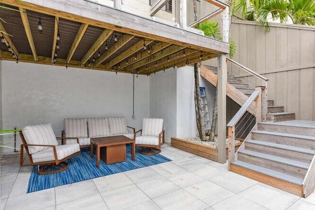 Building Photo - 1605 US-1