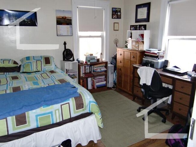 Foto del edificio - No Brokers Fee, Pets friendly Unit, Laundr...