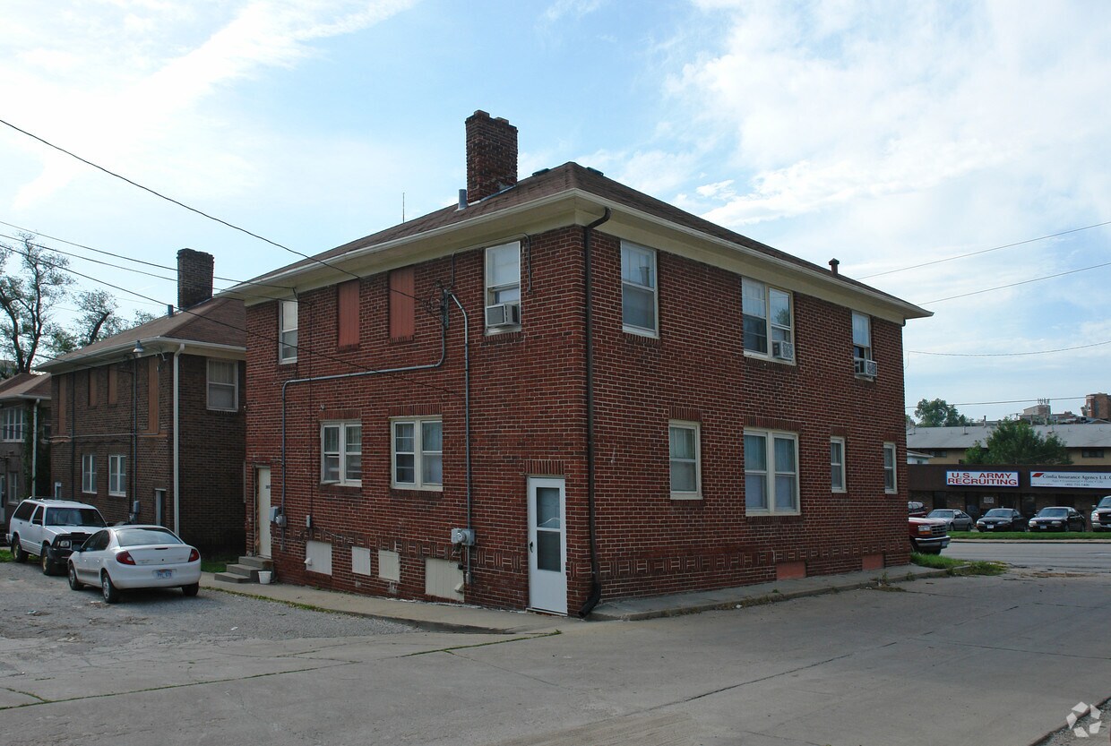 Building Photo - 3810 Dodge St