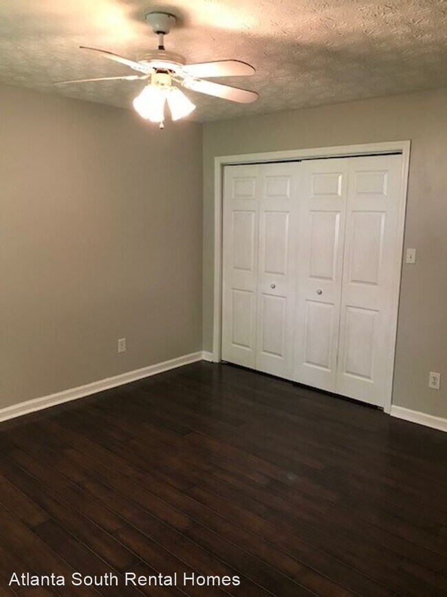 Building Photo - 3 br, 2 bath House - 210 Wagon Wheel Trail