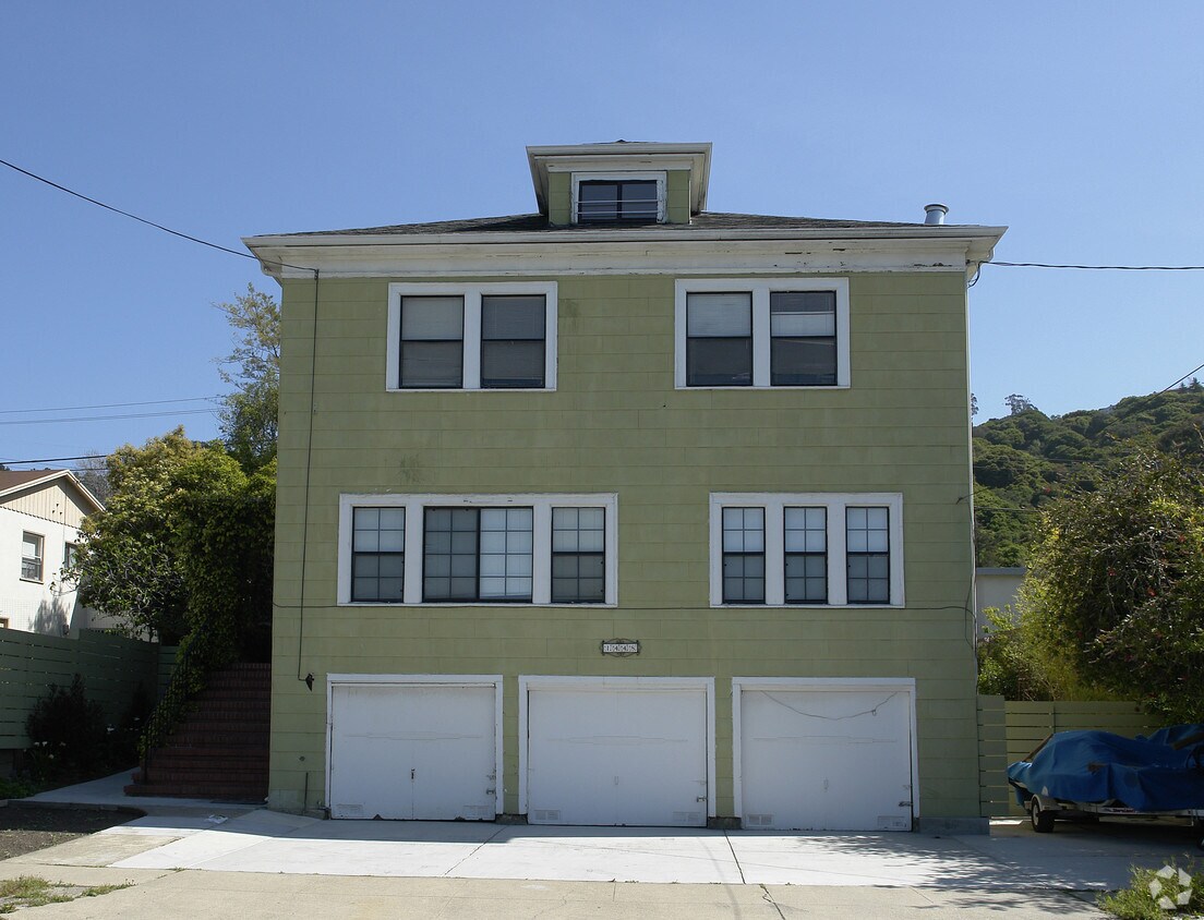 Foto del edificio - 1448 Lawrence St