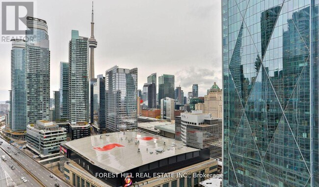 Building Photo - 18-2618 Harbour St