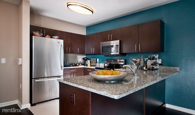 10 Port Imperial Blvd, West New York, NJ 07093 Apartment