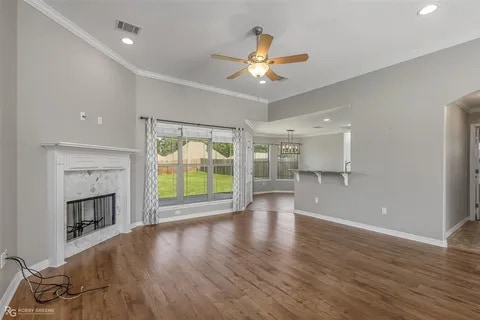 Building Photo - 204 Southern Creek Cir