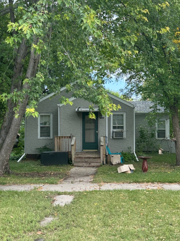 Primary Photo - 106 State Ave N