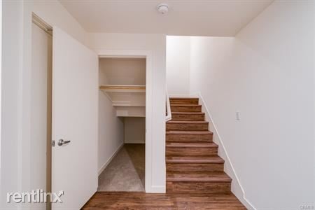 Foto del edificio - 2 br, 2 bath House - 1905 E First St # 101