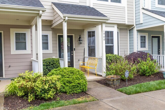 Building Photo - 3 br, 2.5 bath House - 1966 Tudor Court