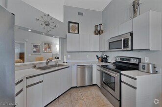 Building Photo - 583 Beachwalk Cir