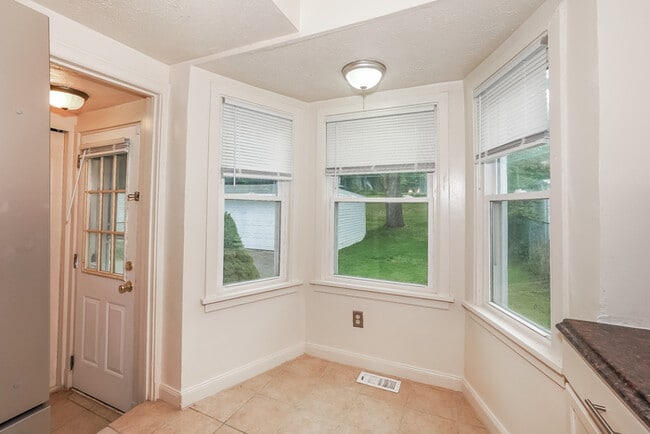 Foto del edificio - 19600 Milan Dr