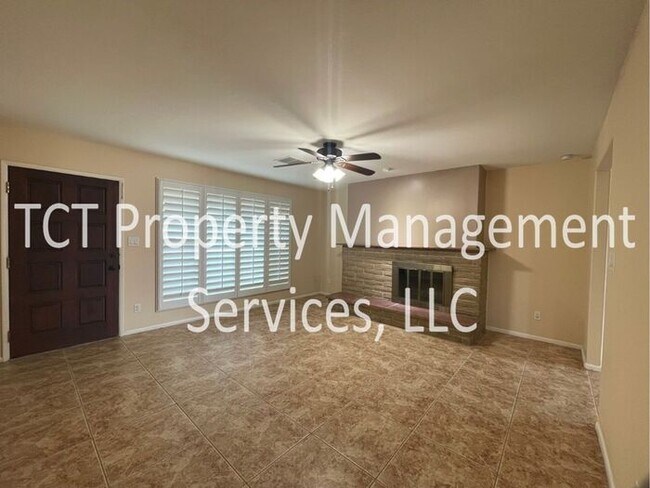 Building Photo - Spacious Open Concept 3 bedroom, 2 bath Home in Tempe AZ.