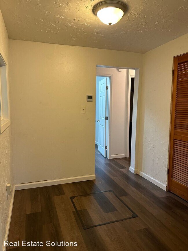 Building Photo - 2 br, 1 bath House - 5514 Cope St