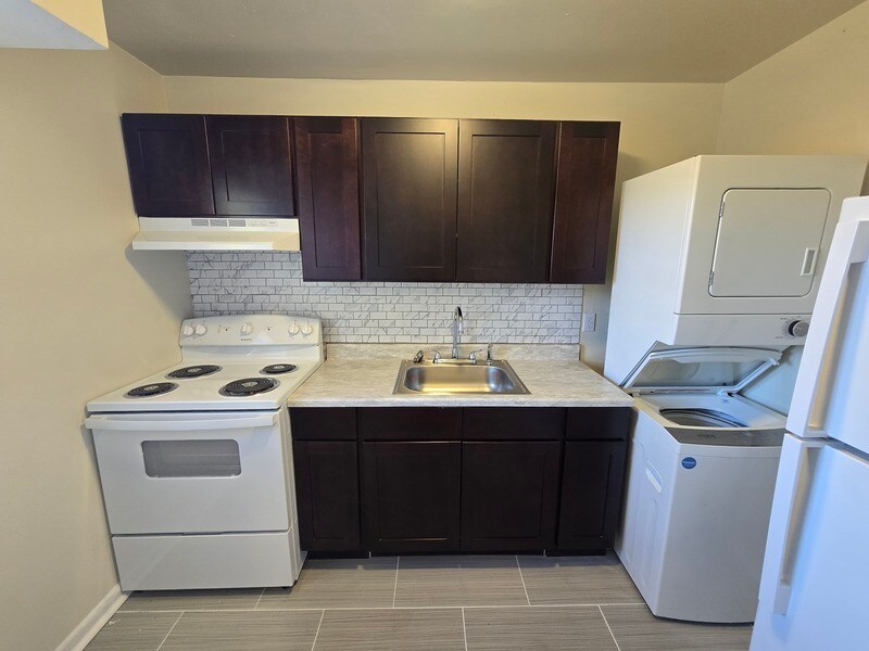 Foto principal - 5200 Collindale Rd