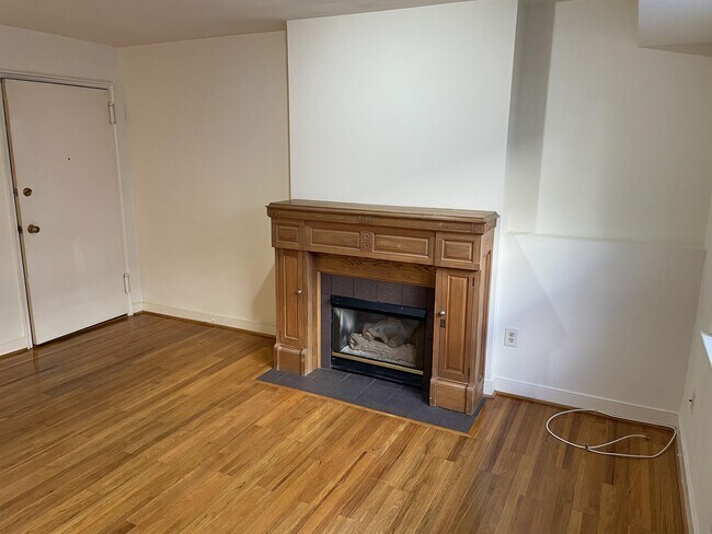 Foto del edificio - 2298 17th St NW